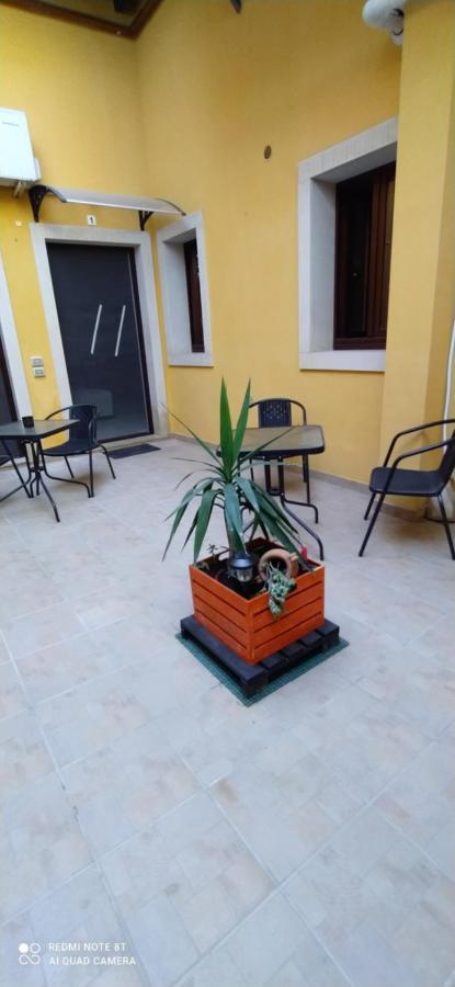 Come A Casa Syracuse Buitenkant foto