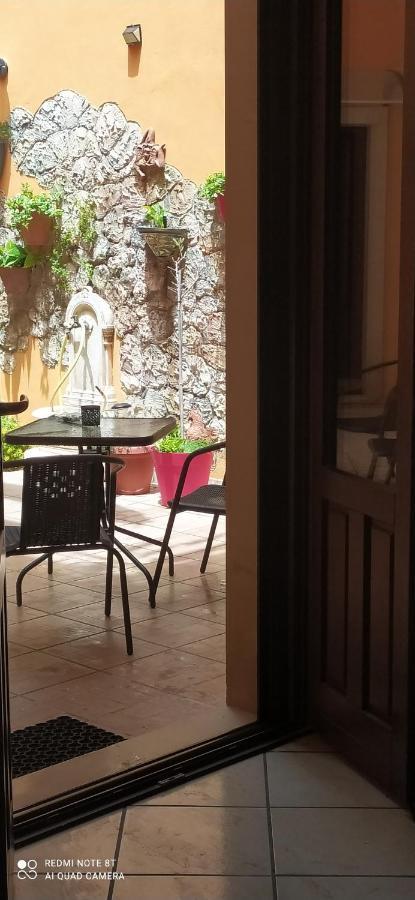 Come A Casa Syracuse Buitenkant foto
